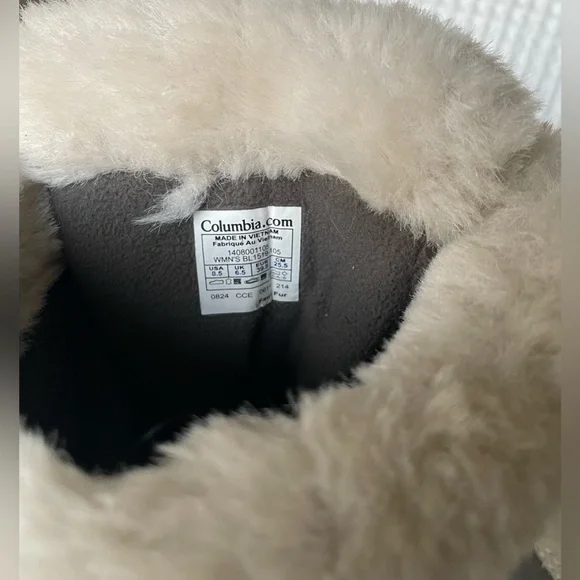 Columbia women's Sierra Summette Techlite Insulated waterproof boots - Picture 6 of 8